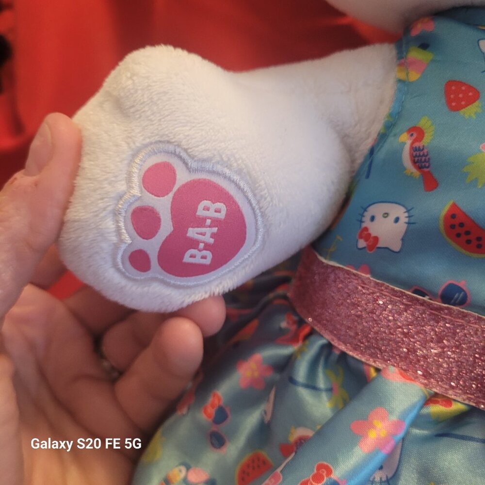 Hello Kitty Build a Bear - Picture 4 of 8